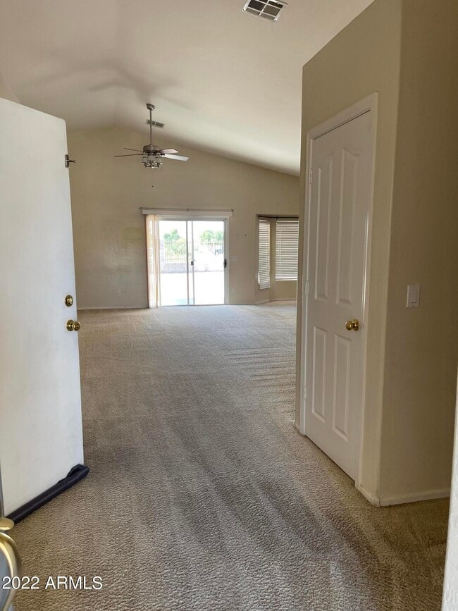 Building Photo - 40436 N Burwick Way