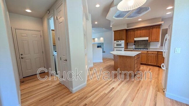 Building Photo - 2795 Stonewall Heights
