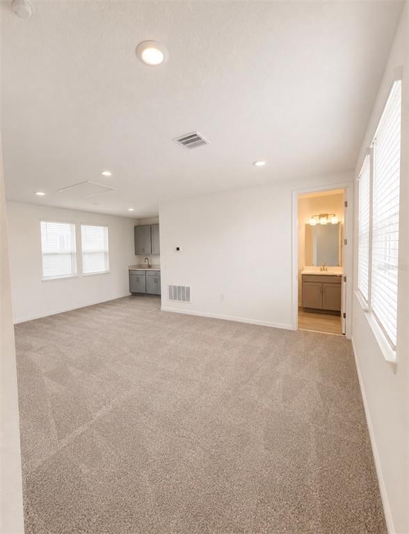 Building Photo - 5136 Goldfinch Dr