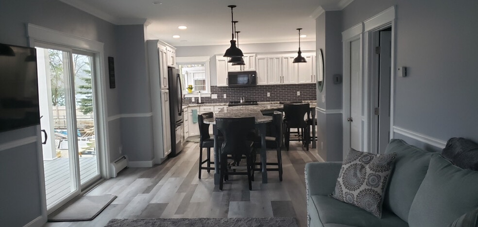 Building Photo - 46 Irving St