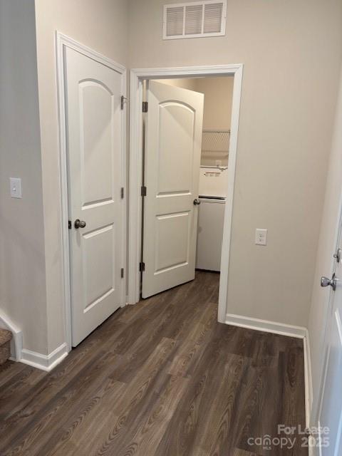 Building Photo - 7136 Maple Run Cir