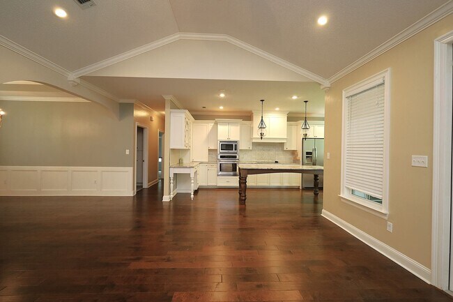 Building Photo - 3722 Knights Mill Drive