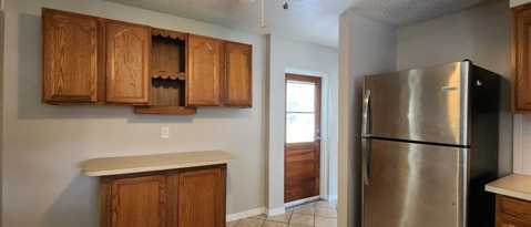 Building Photo - 106 Lantern Ln