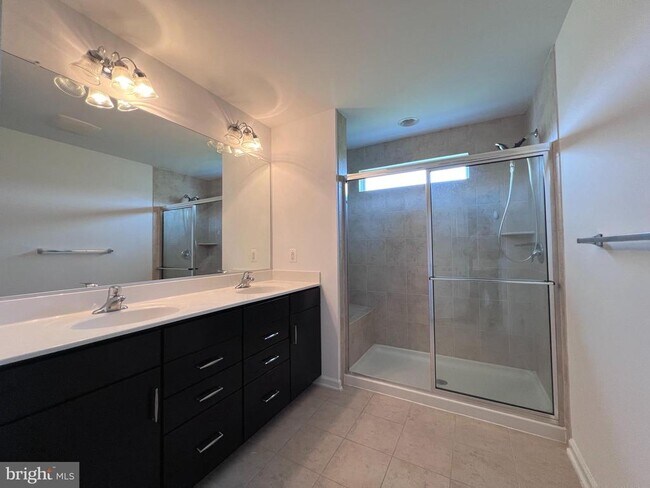 Building Photo - 9243 Dawkins Crest Cir