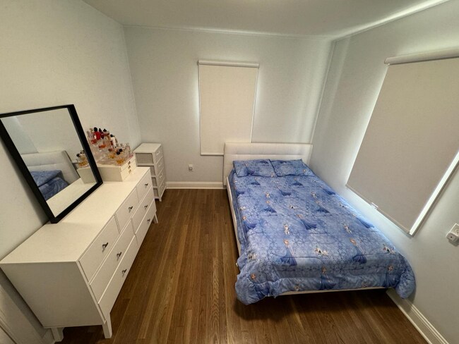 Building Photo - 24 Prescott St