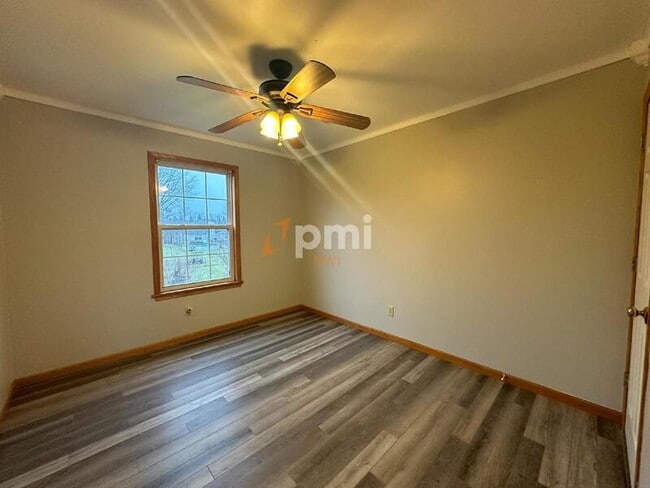 Building Photo - 343 Independence Dr