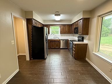 Building Photo - 1623 E McElroy Pl