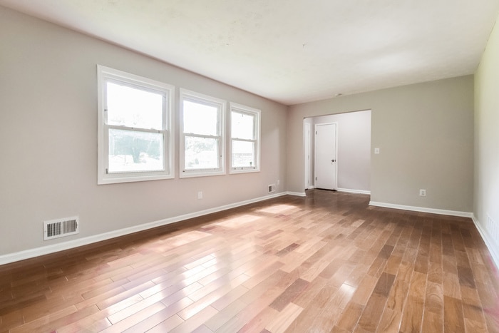 Building Photo - 7312 Penland Dr
