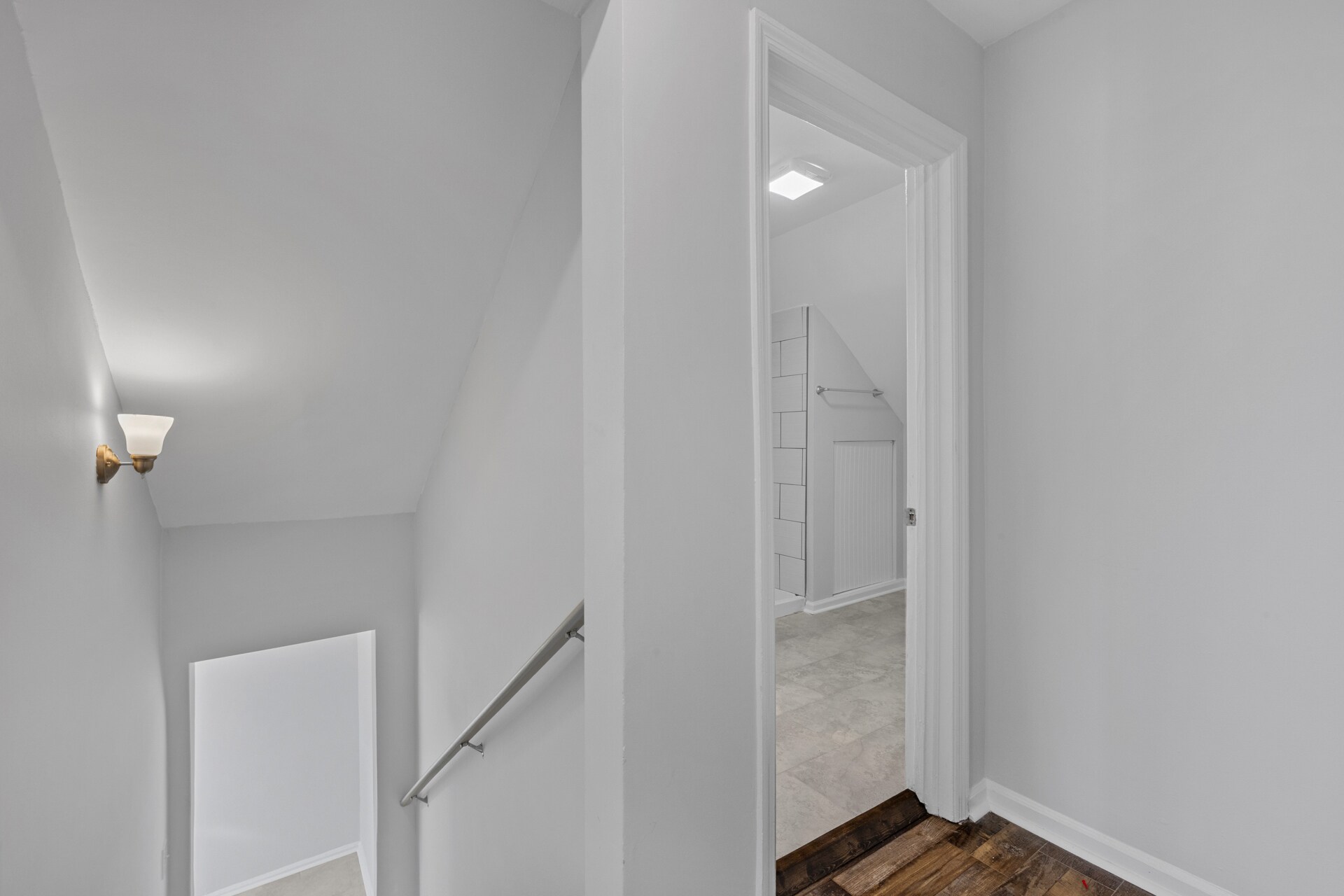 Building Photo - 430 Lawton Ave