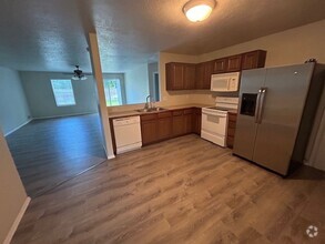 Building Photo - Lovely Meridian home