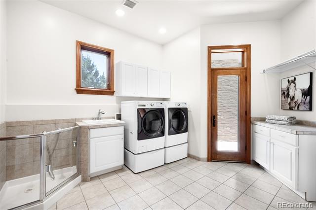 Building Photo - 1705 W Hinsdale Pl