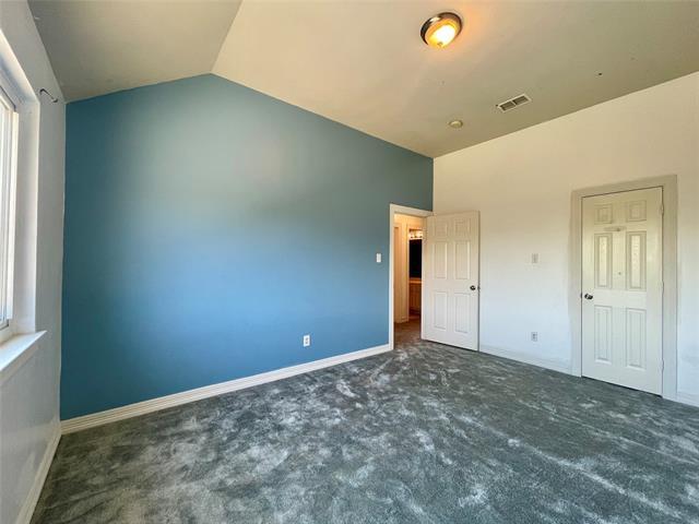 Building Photo - 8117 Sunscape Ln S