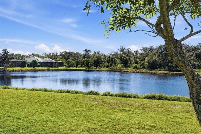 Building Photo - 14716 4th Dr NE