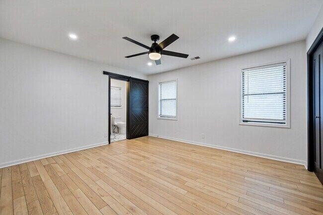 Building Photo - 1520 Springwood Dr SE