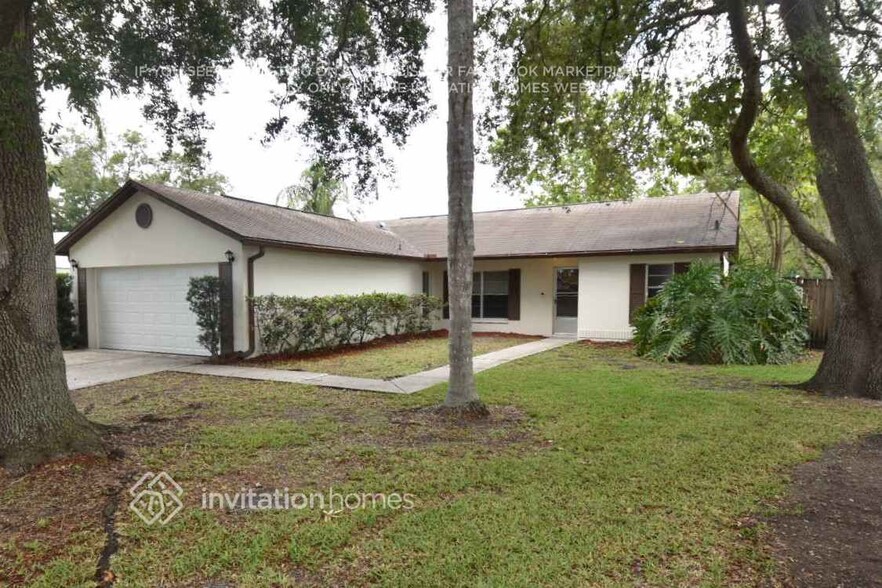Building Photo - 5014 Oakshire Dr