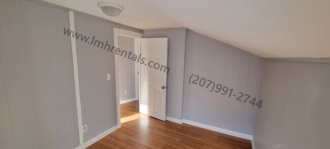 Building Photo - 97 Grove St