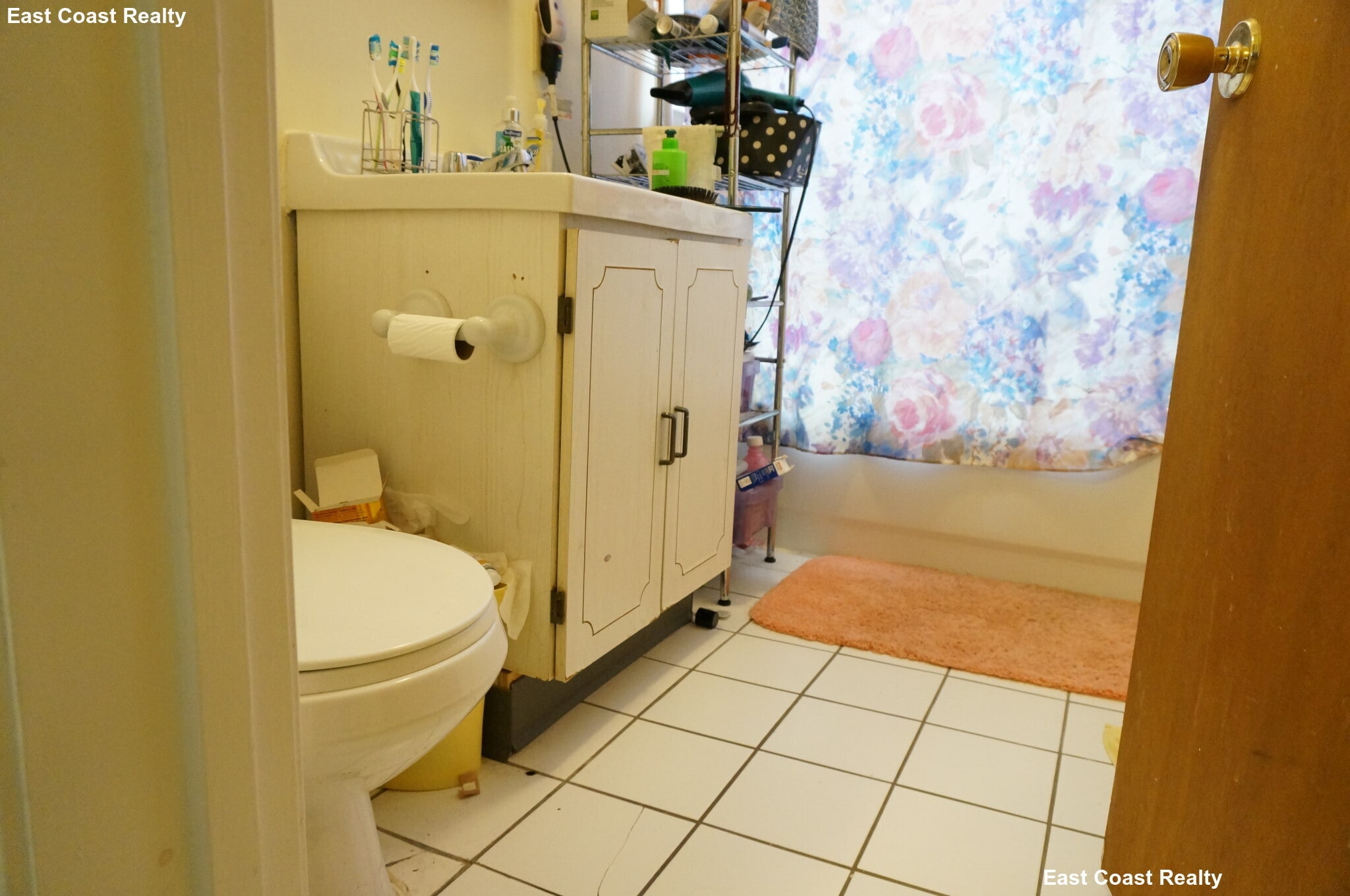 Building Photo - 12 Lorraine Ter