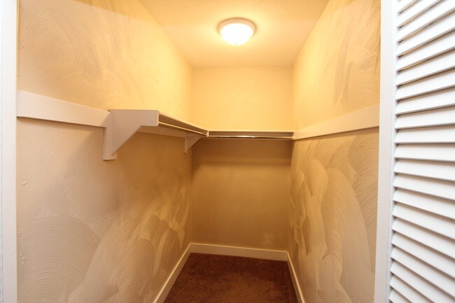 Building Photo - 1430 Sherman St SE