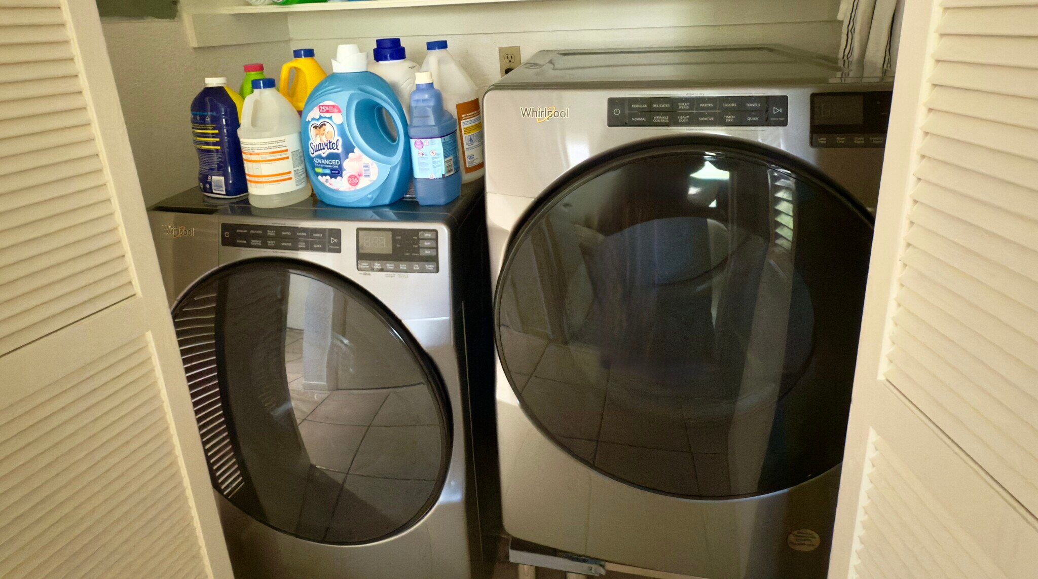 Washer/Dryer in unit - 2901 Central Blvd