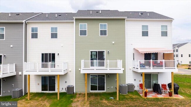 Building Photo - 190 Sioux Lp