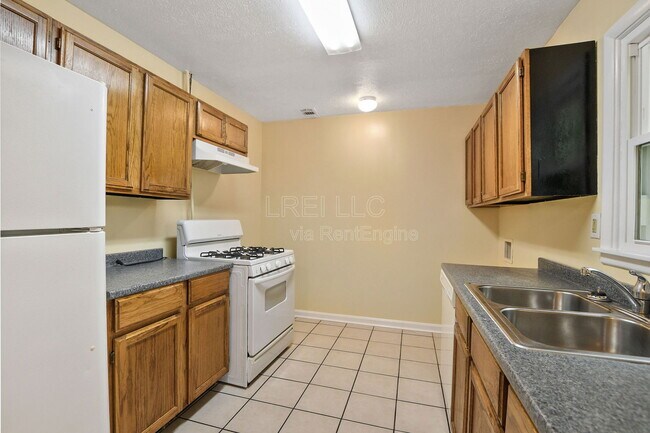 Building Photo - 5409 Ailanthus Trail