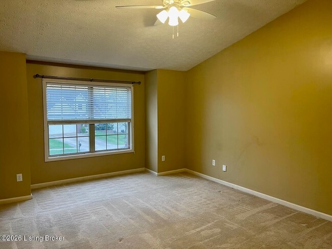 Building Photo - 5814 Waveland Cir