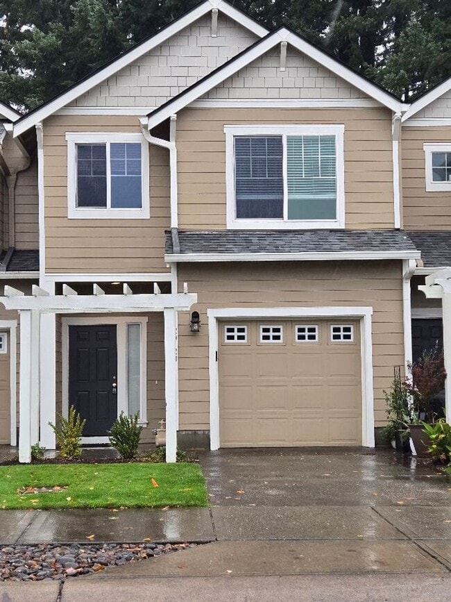 Primary Photo - All Brand New flooring- 3 br 2.5 bth - Walking Trails & Park close by... easy access to Portland,...