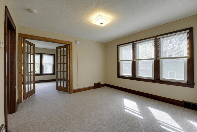 Primary Photo - 707 Orange Ave E