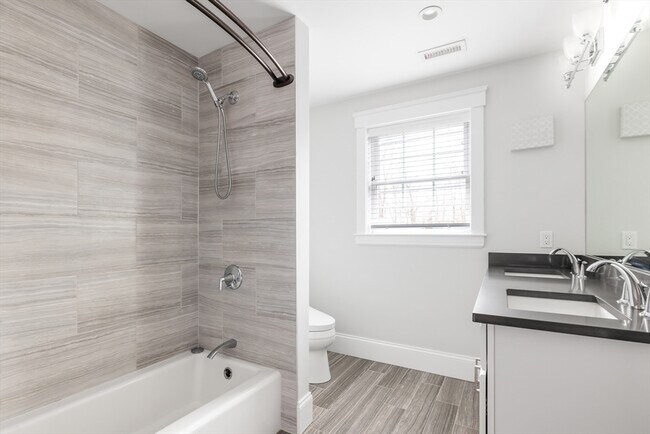 Building Photo - 53 Old Mystic St