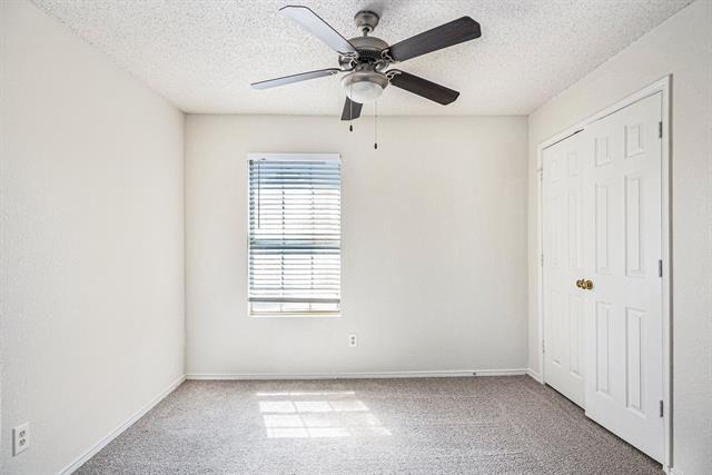 Building Photo - 8201 Cloverglen Ln