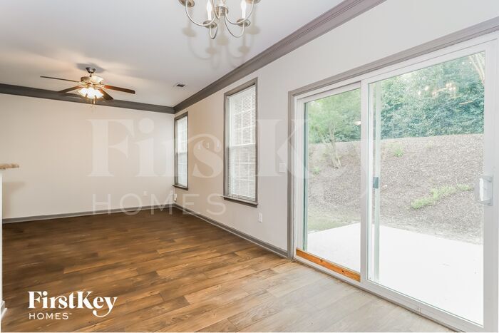 Building Photo - 971 Treymont Way SW