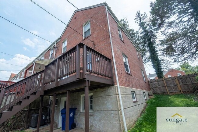 Building Photo - 831 N Chapel Gate Ln