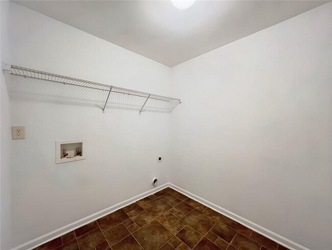 Building Photo - 2416 Peach Shoals Cir