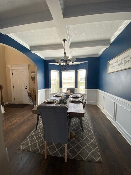 Building Photo - 1098 Marne Blvd