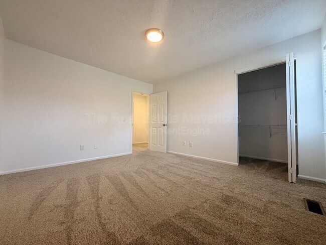 Building Photo - 308 Gillespie Rd