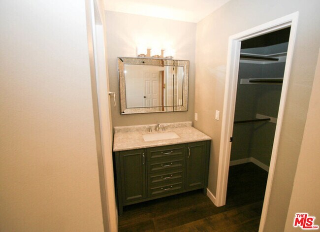 Building Photo - 1418 26th St