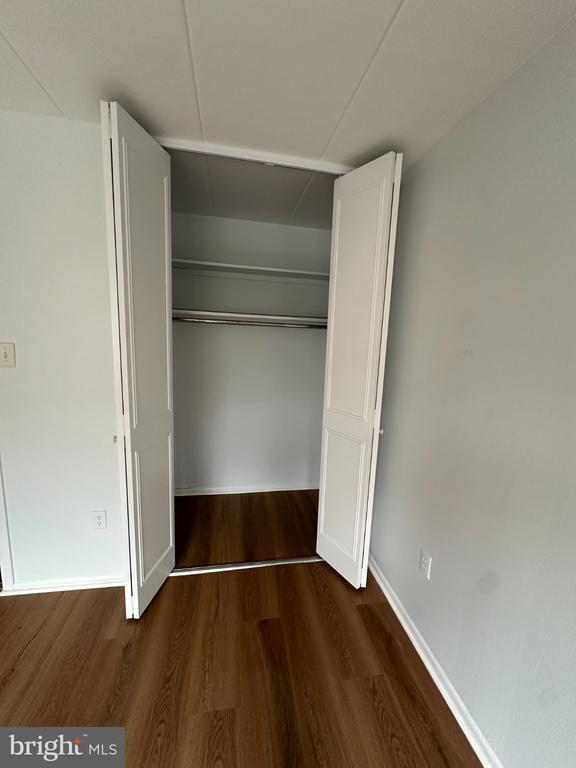 Building Photo - 100 West Ave