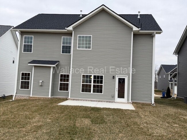 Building Photo - BRAND NEW 4 BEDROOM HOUSE LOCATED IN POPUL...