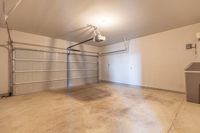 Building Photo - 12606 Elemina Trl