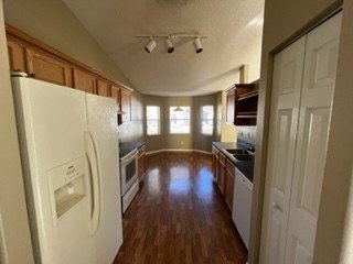 Building Photo - Perfect Peaceful Palm Coast Beauty 3/2 Available Today!