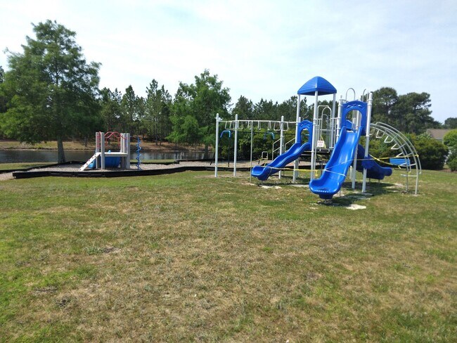 Building Photo - $1,995 - Pet Friendly, 3 Bedroom, 2 Bath H...