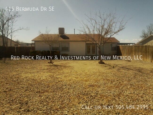 Building Photo - Single Story 3BR on Large Lot!