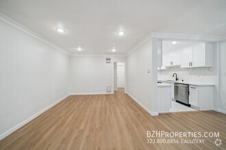 Building Photo - Brand New Renovated 1Bedroom 1Bathroom In ...