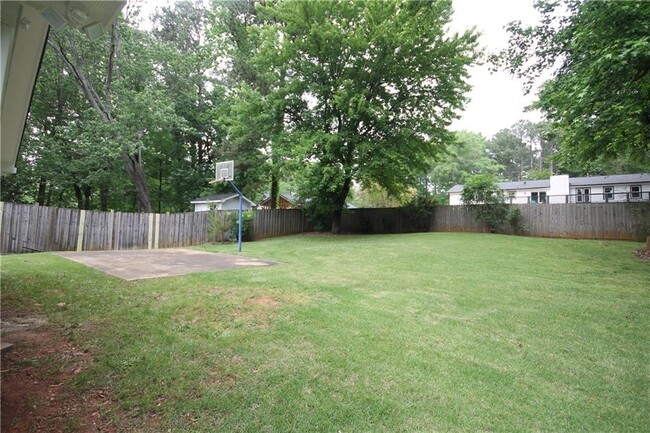 Building Photo - 238 Amour Way SW