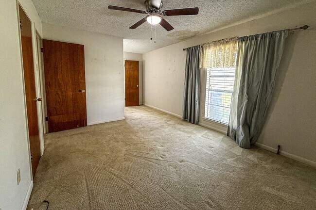 Building Photo - 51 -A Paul Dixon Rd