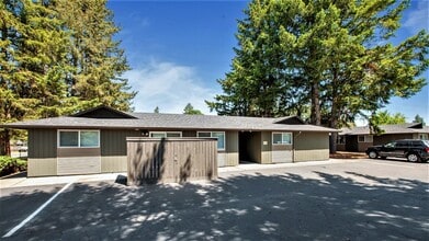 Building Photo - Edgewood Apartments