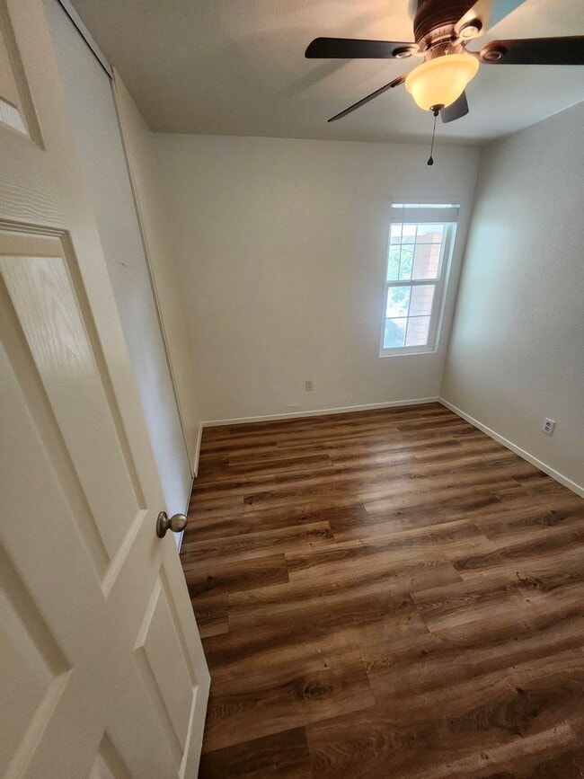 Building Photo - Big backyard with lots of upgrades