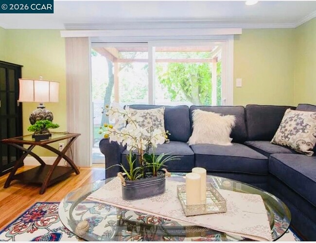 Building Photo - 143 Pulido Rd