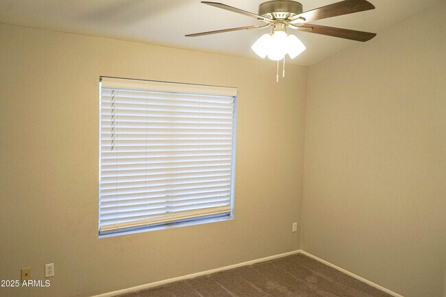 Building Photo - 5528 W Venus Way