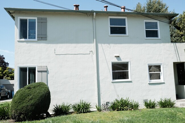 Building Photo - 1212 Neilson St